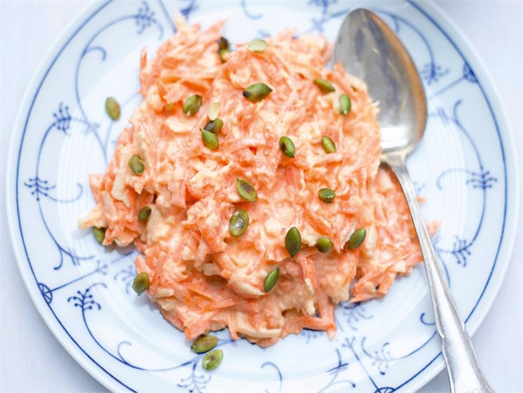 Porkkana-coleslaw
