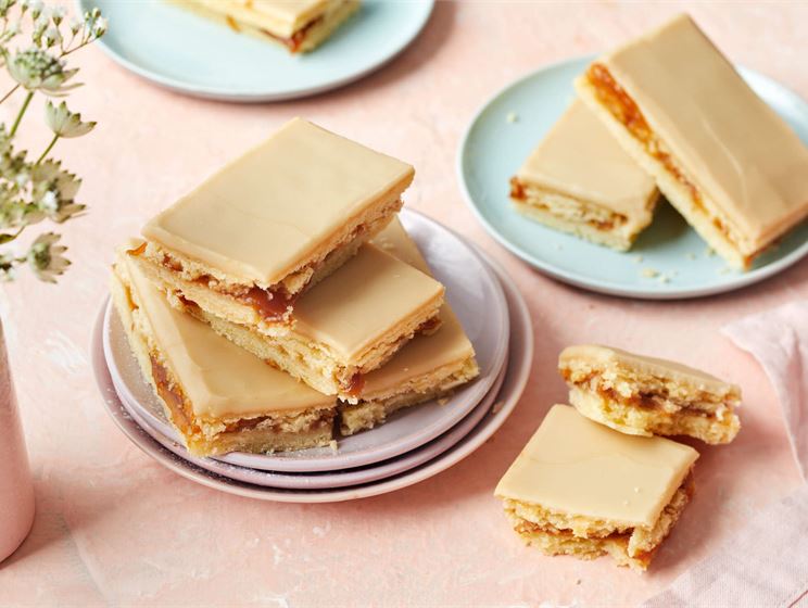 Kinuskiset Aleksanterinleivokset