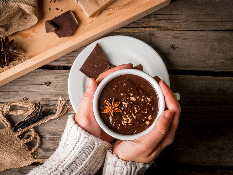 Varm kryddig chokladkräm