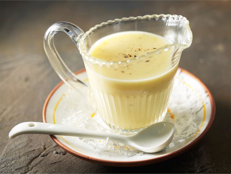 Appelsiinikermakastike broilerifileille