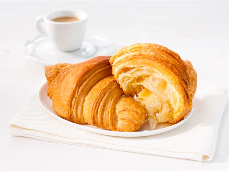 Croissant esitaikinalla