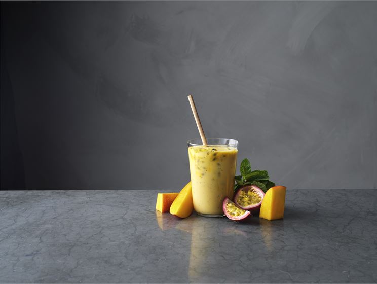 Passionsfrukt & mango smoothie