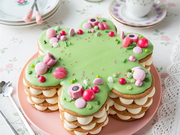 Kinuskikissan prinsessa-keksikakku