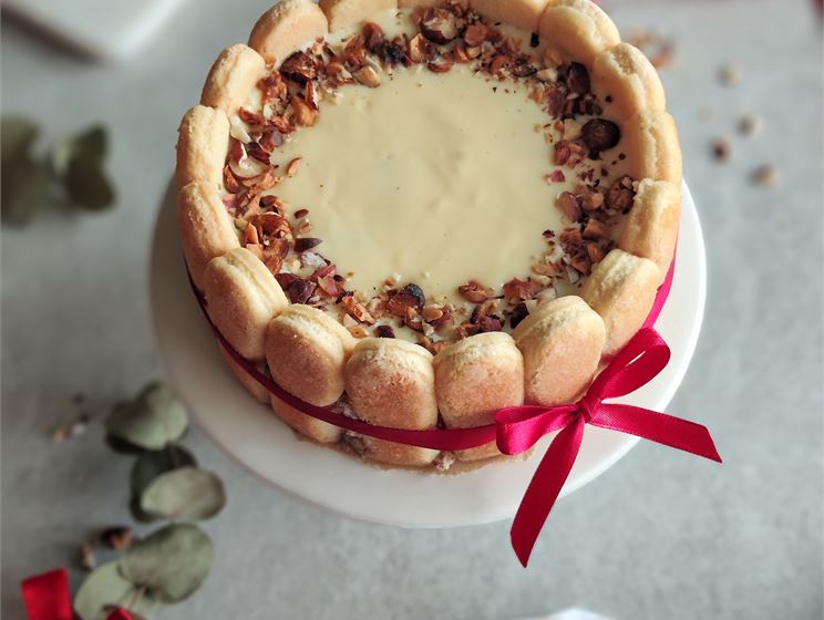 Nekeptas baltyminis šokoladinis tortas